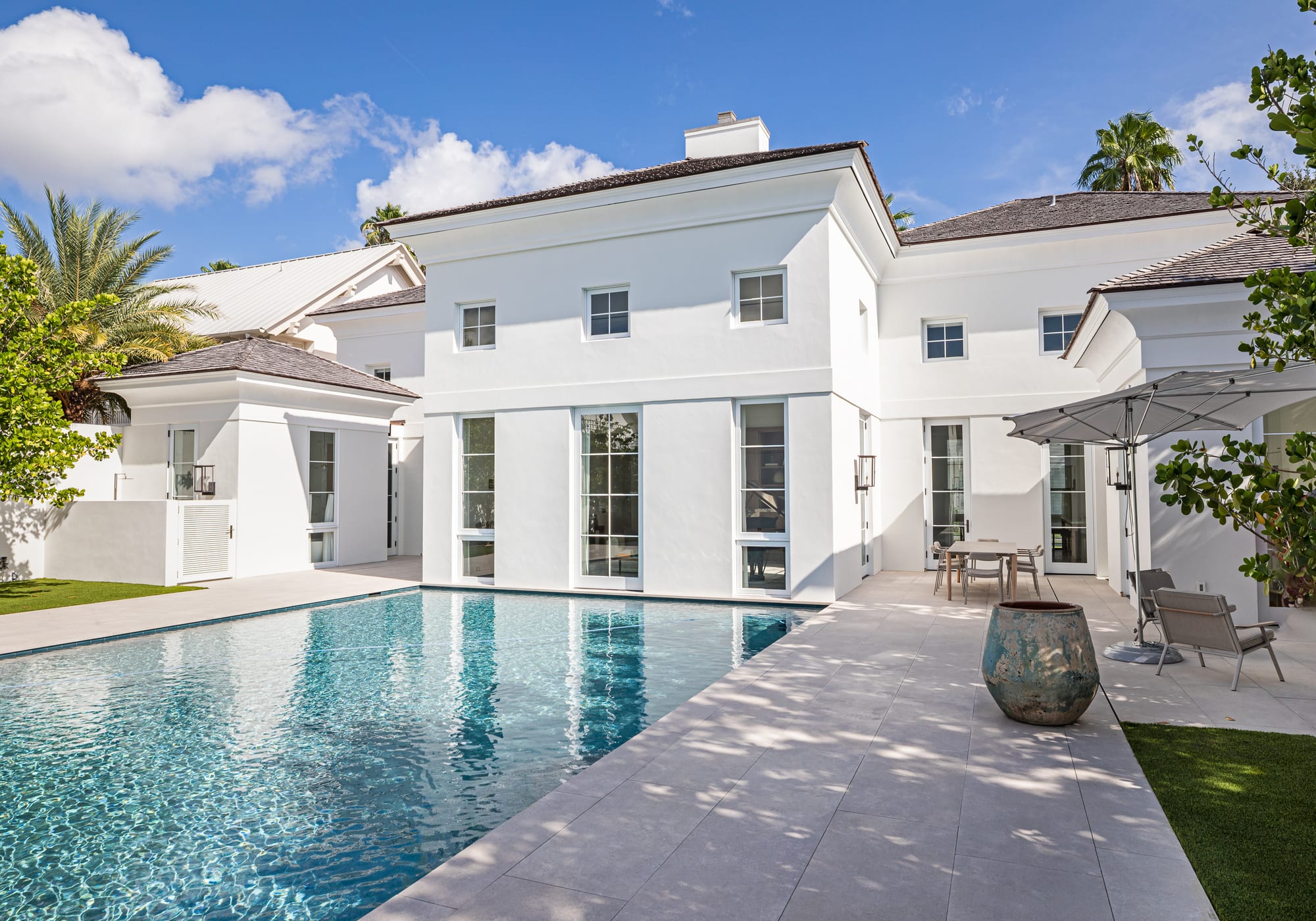 Builders East, Windsor pool terrace